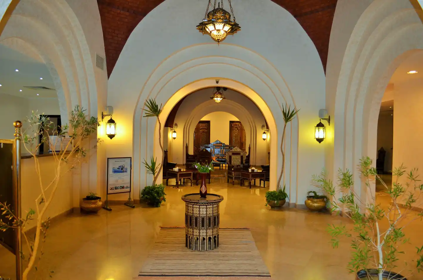 Rohanou Beach Resort & Ecolodge Lobby