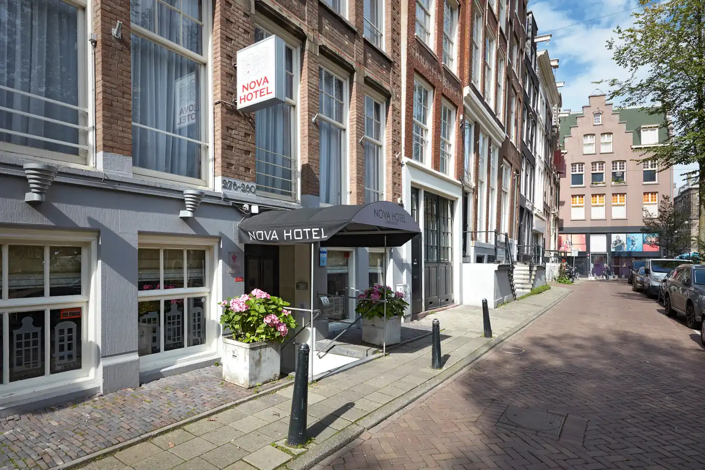 Nova Hotel Aussenansicht