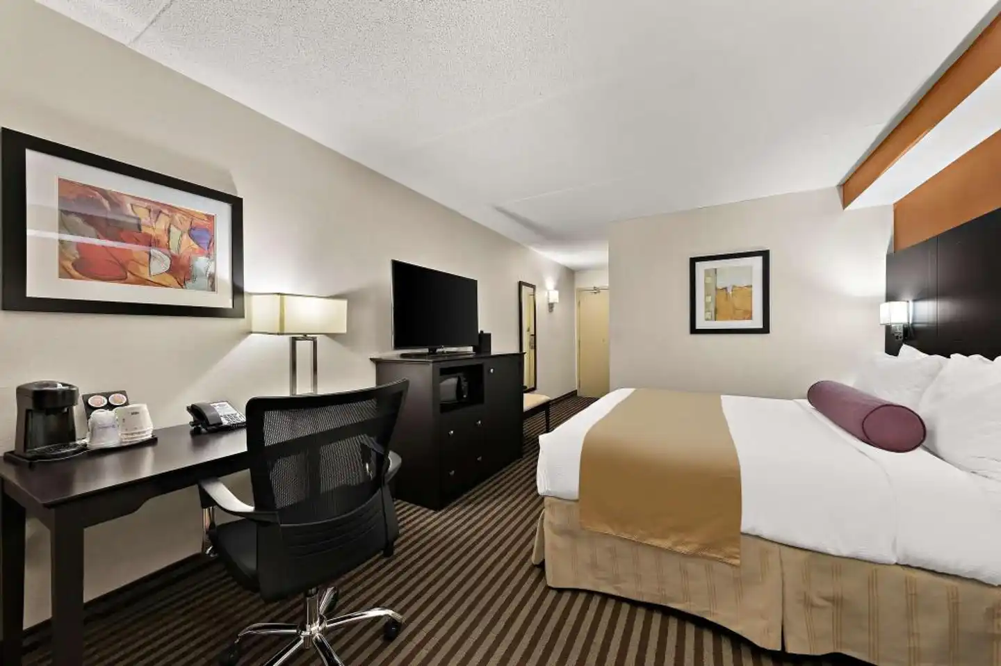 Best Western Plus Toronto North York Hotel & Suites Wohnbeispiel