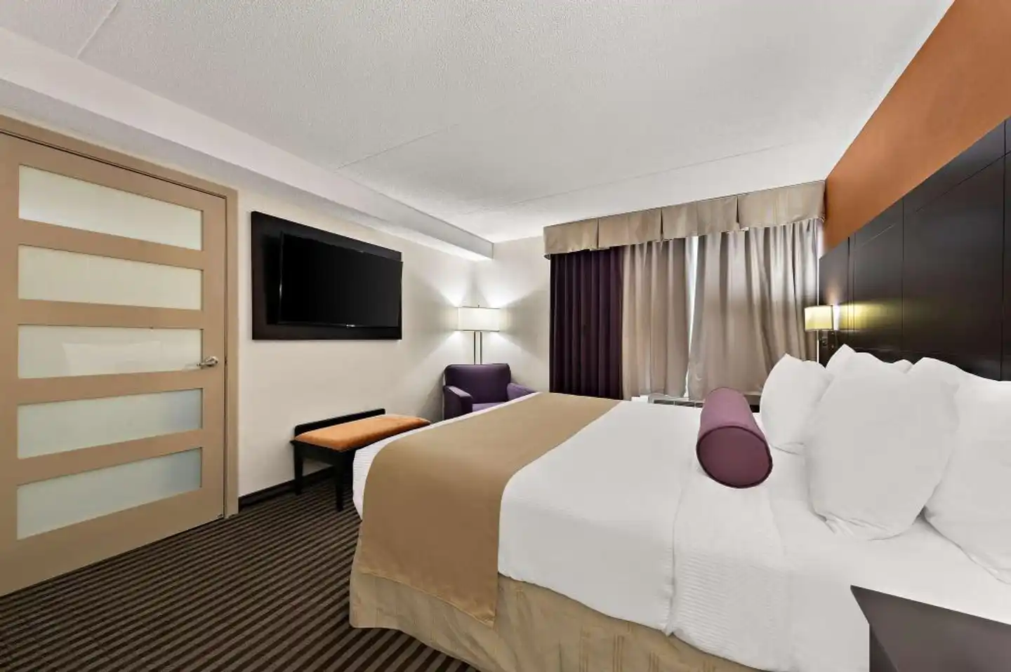Best Western Plus Toronto North York Hotel & Suites Wohnbeispiel