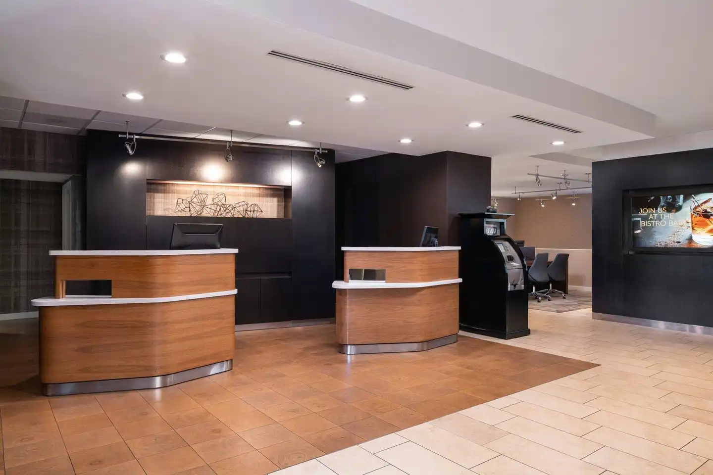 Courtyard by Marriott Las Vegas Convention Center Lobby