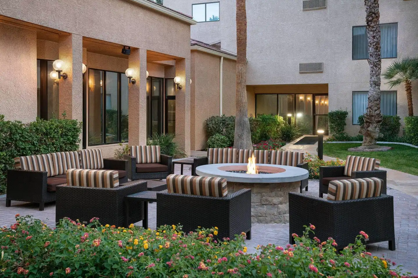 Courtyard by Marriott Las Vegas Convention Center Aussenansicht