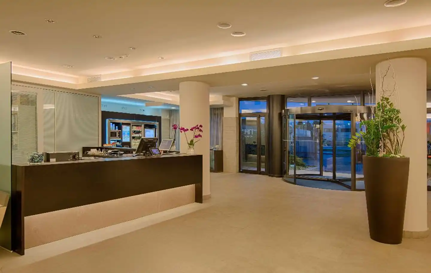 NH Linate Lobby