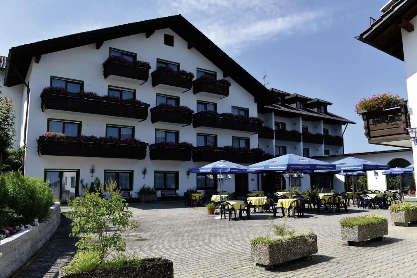 Urlaubshotel Binder Aussenansicht