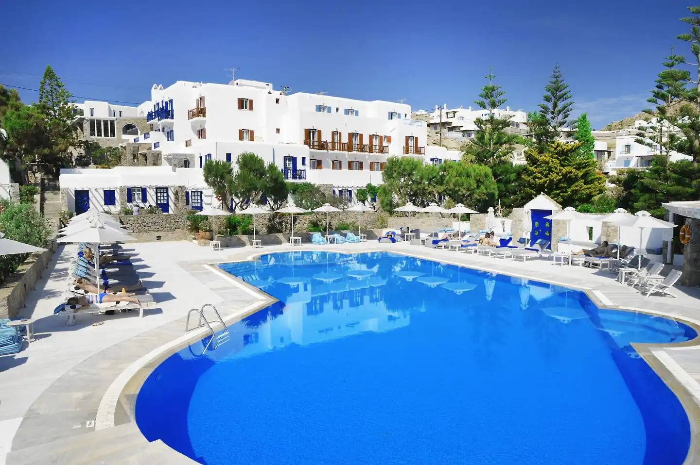Kamari Hotel Pool