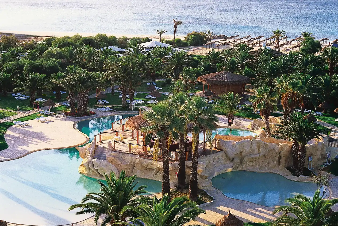 Sentido Phenicia POOL