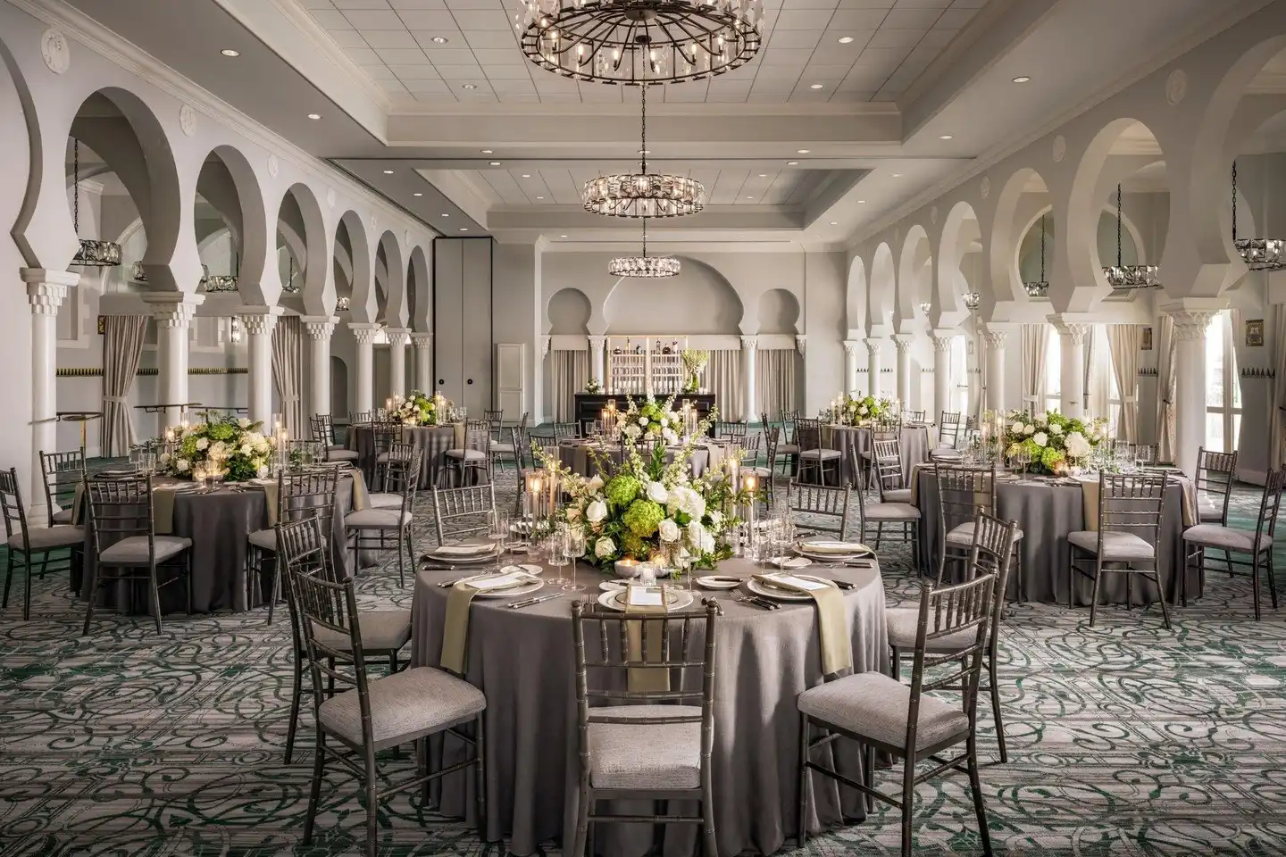 The Vinoy Resort & Golf Club, Autograph Collection Restaurant