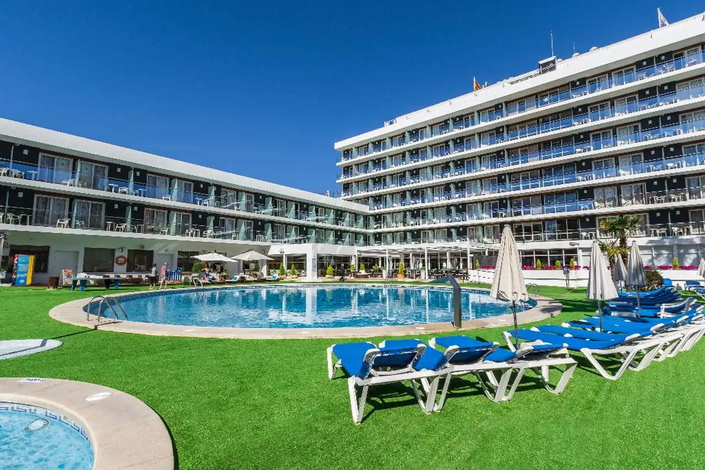 Anabel Pool