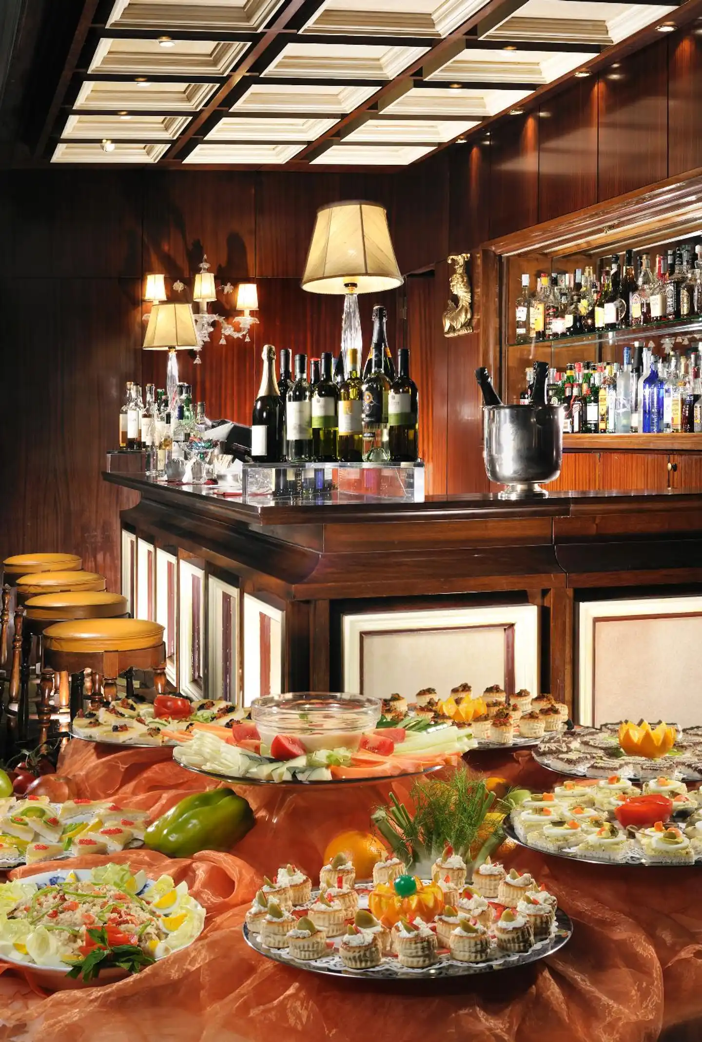 De La Ville Bar