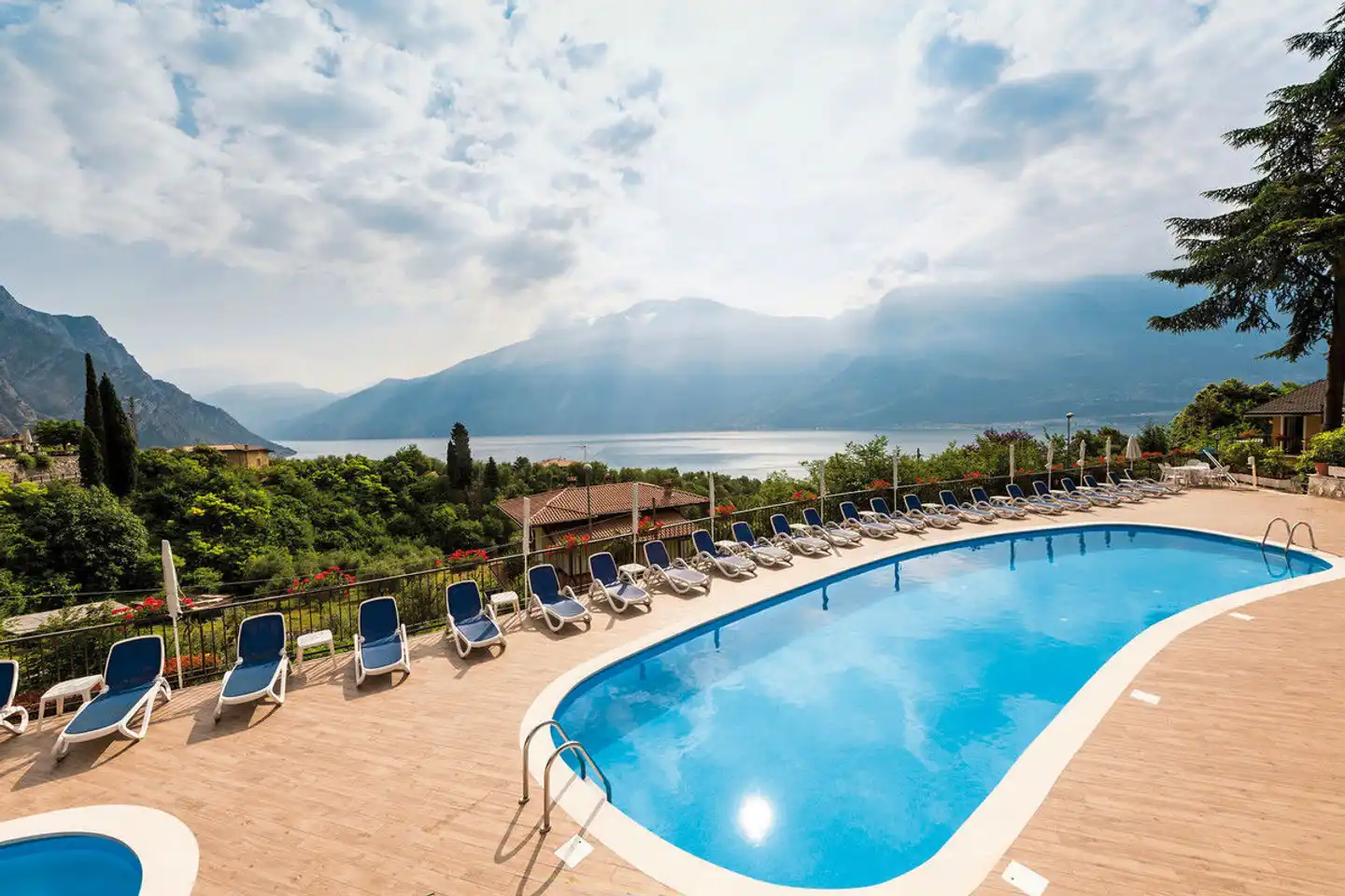 Residence Oasi Pool