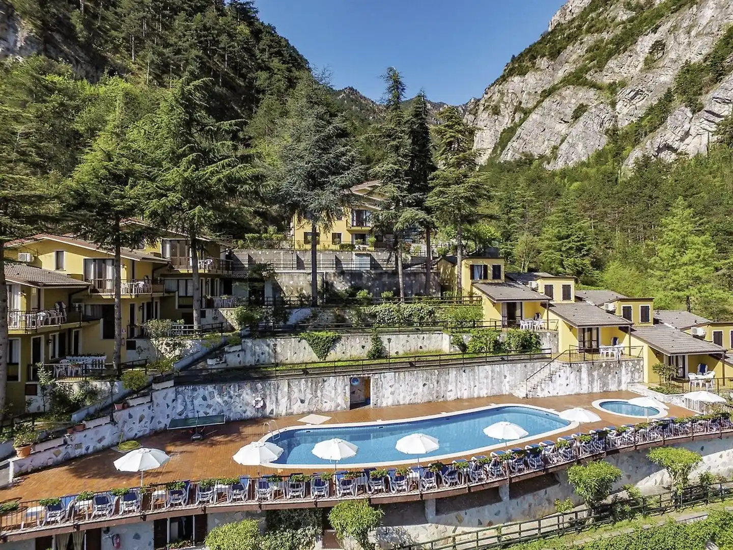 Residence Oasi Pool