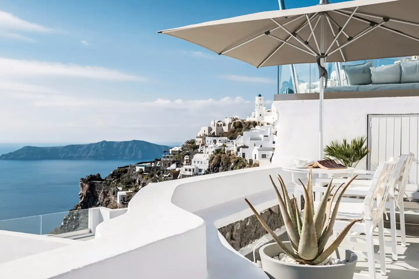 On The Rocks Santorini Terrasse