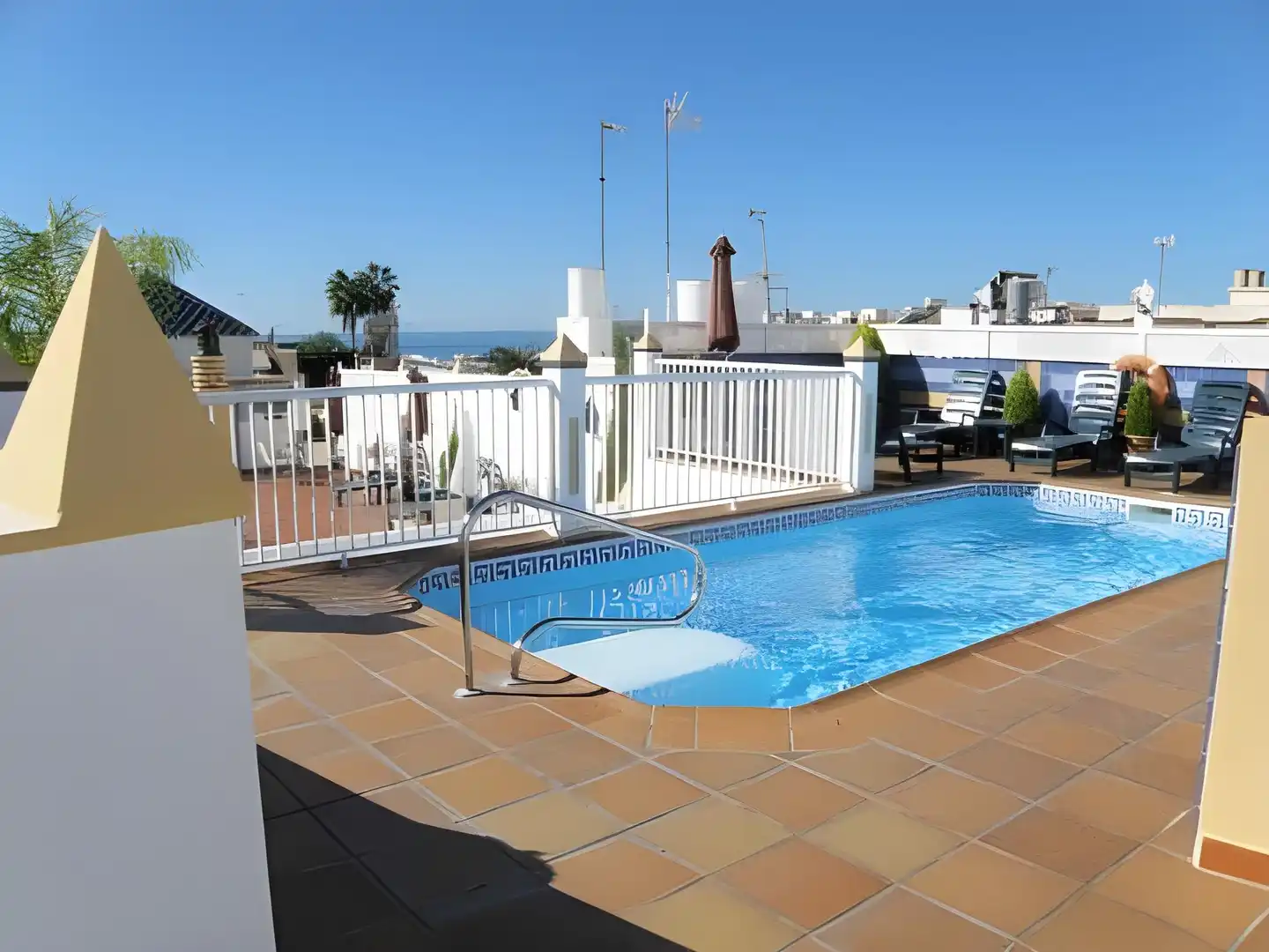 Puerta del Mar Pool