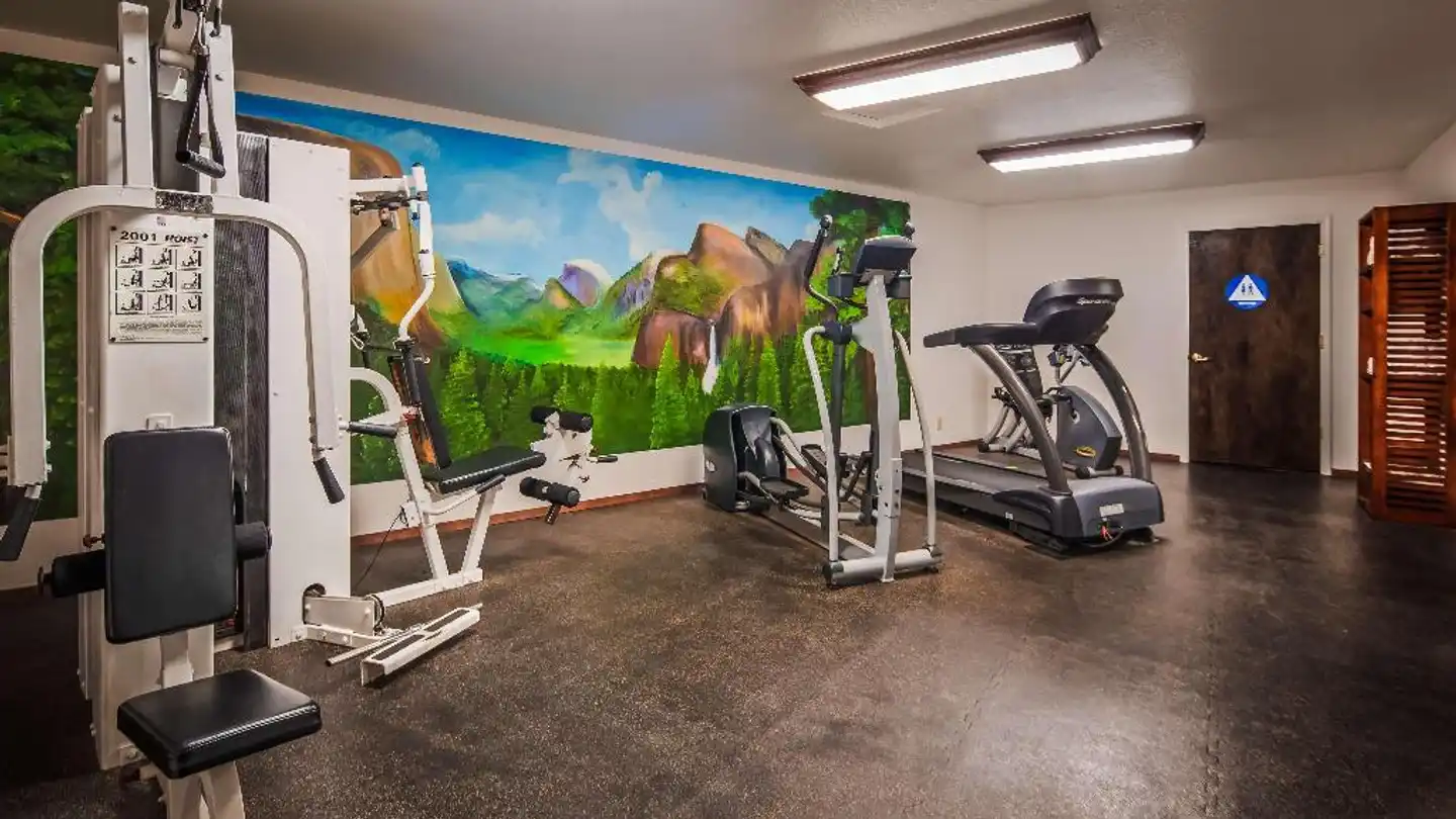 Best Western Plus Yosemite Gateway Inn Sport und Entertainment
