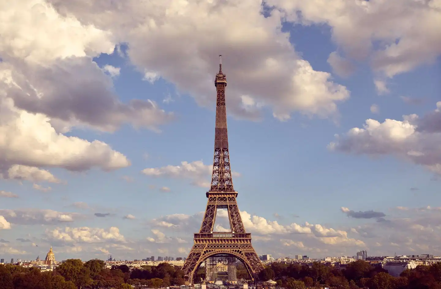 Plaza Tour Eiffel Aussenansicht