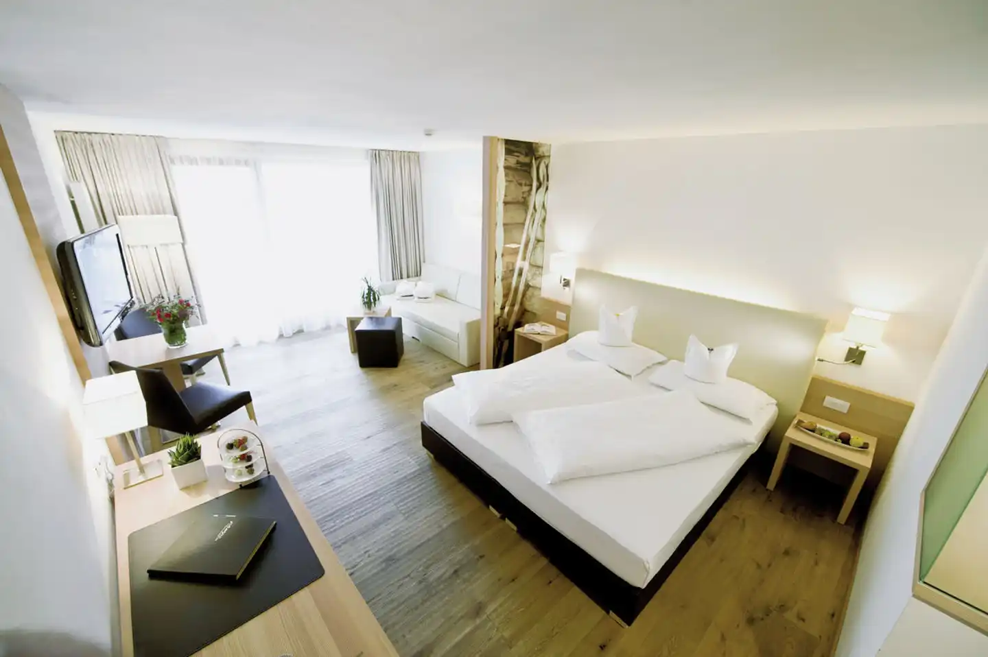 Gartenhotel Völser Hof - adults only Wohnbeispiel