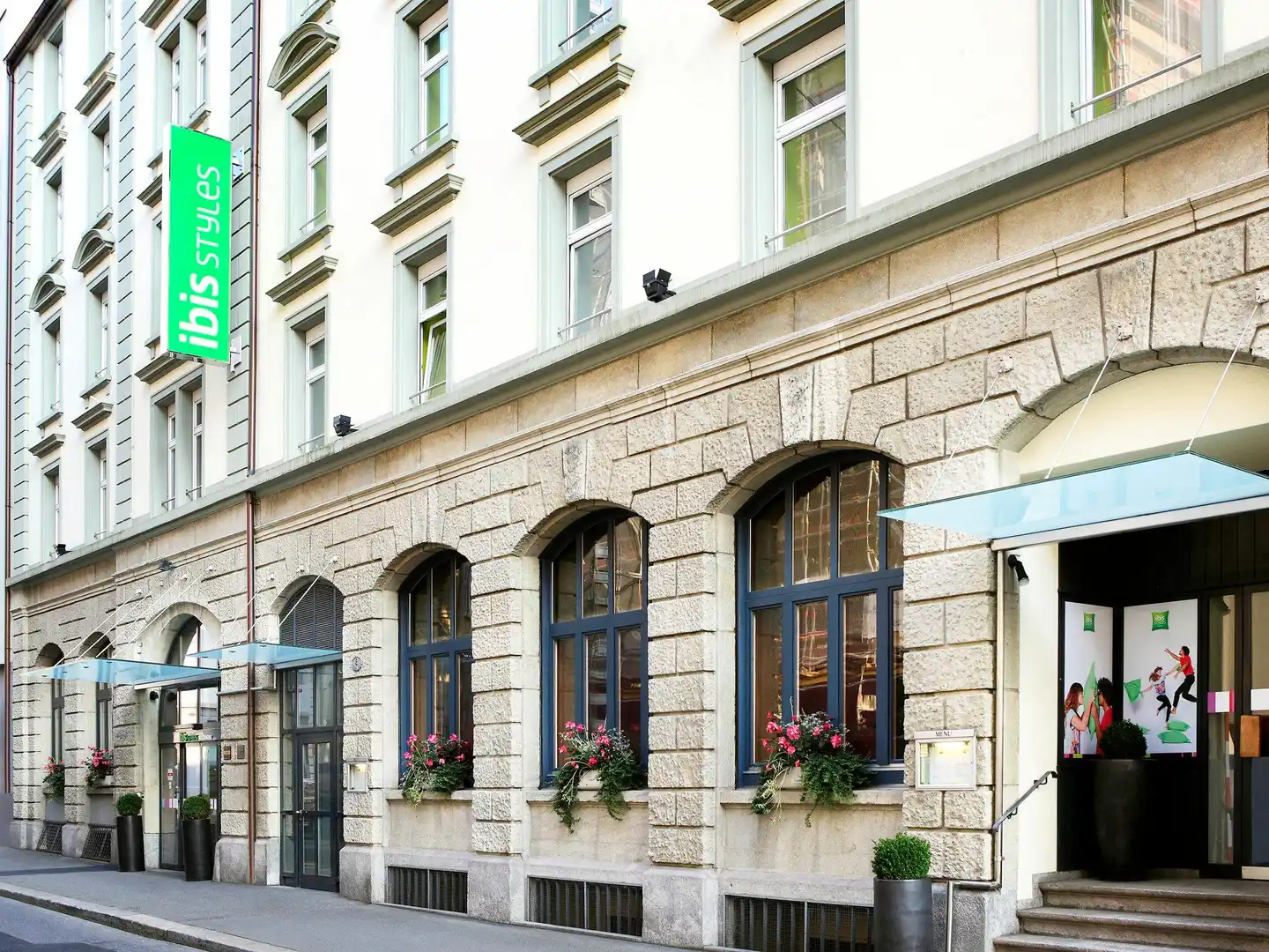 Ibis Styles Luzern City Aussenansicht