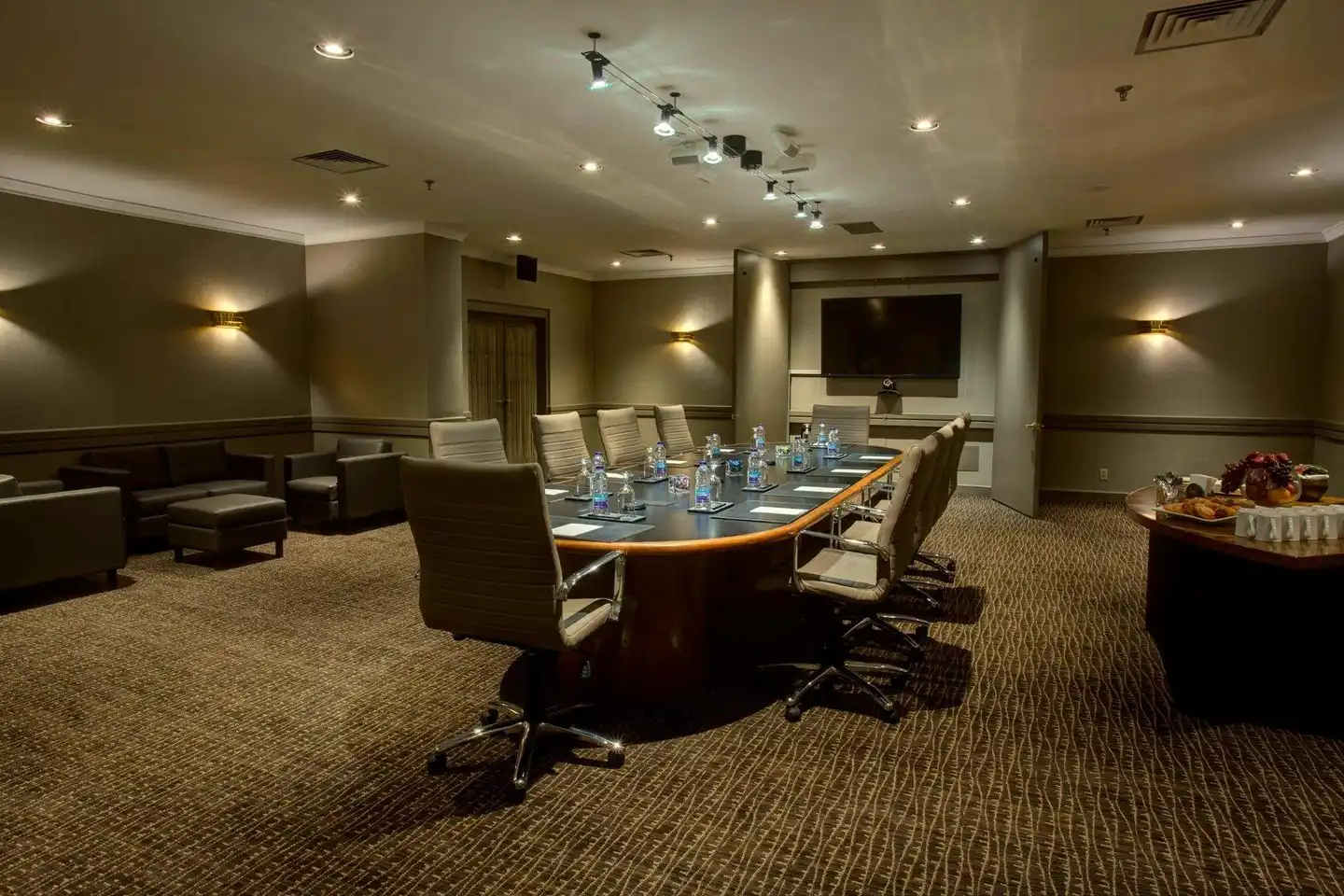 DELTA HOTELS BY MARRIOTT TORONTO AIRPORT & CC Konferenz