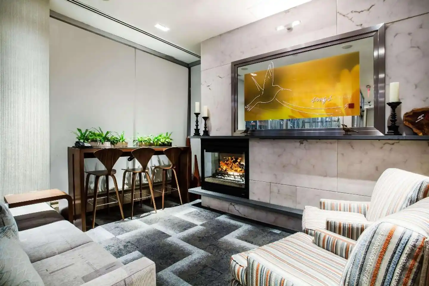Hilton Garden Inn West 35th Street Bar