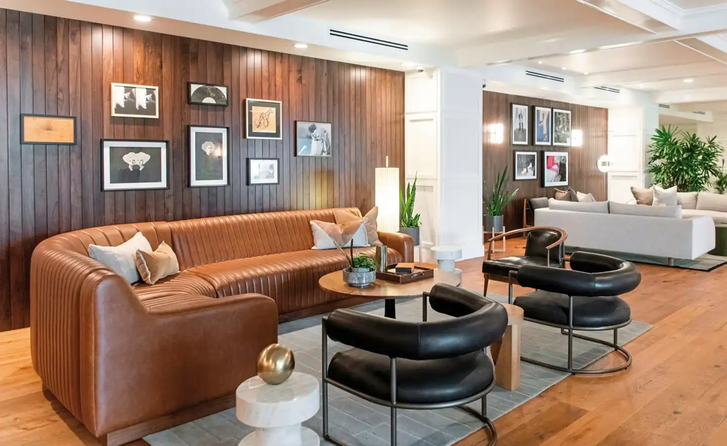 Hutton Hotel Lobby