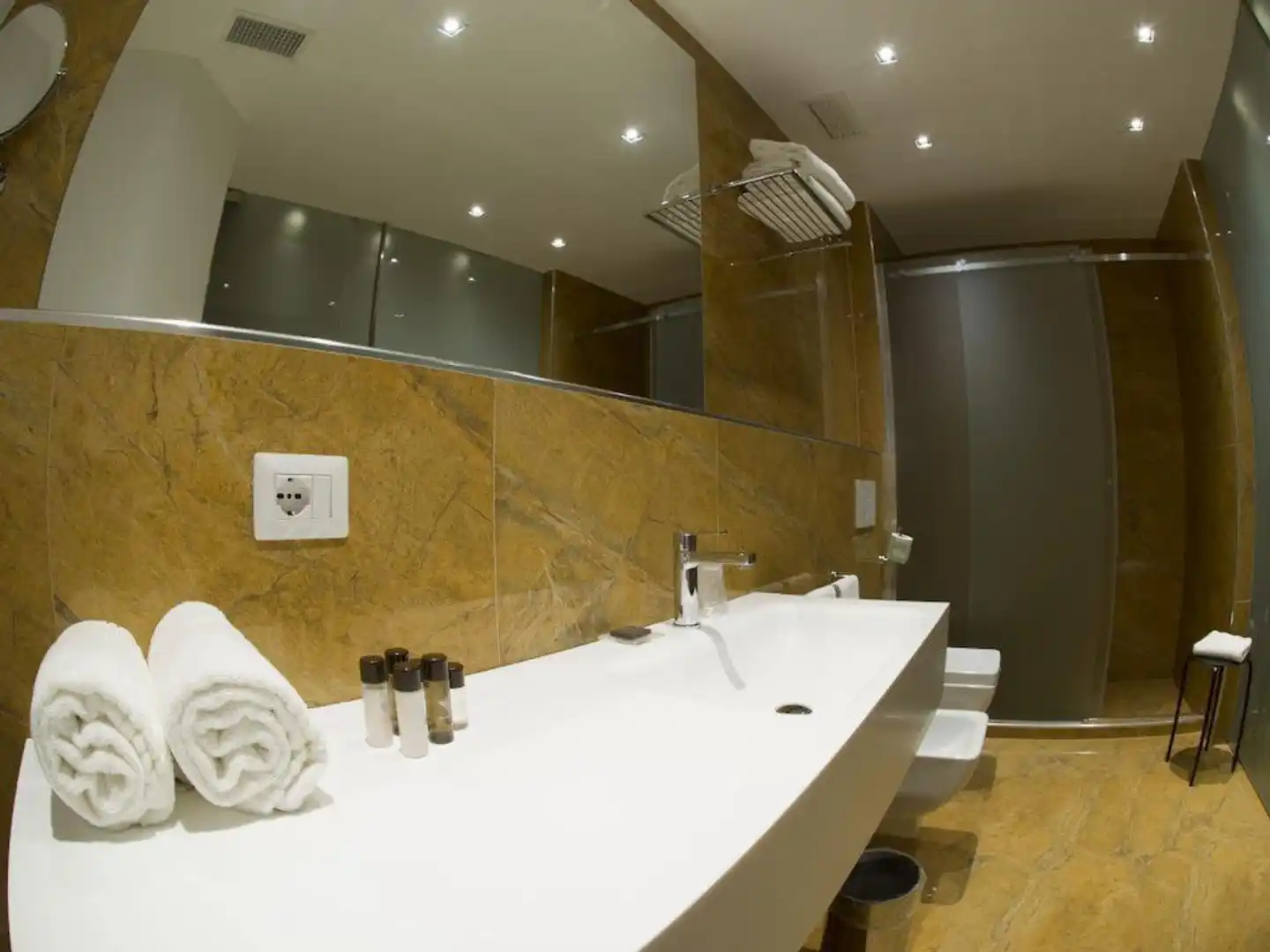 Catania International Airport Hotel Badezimmer