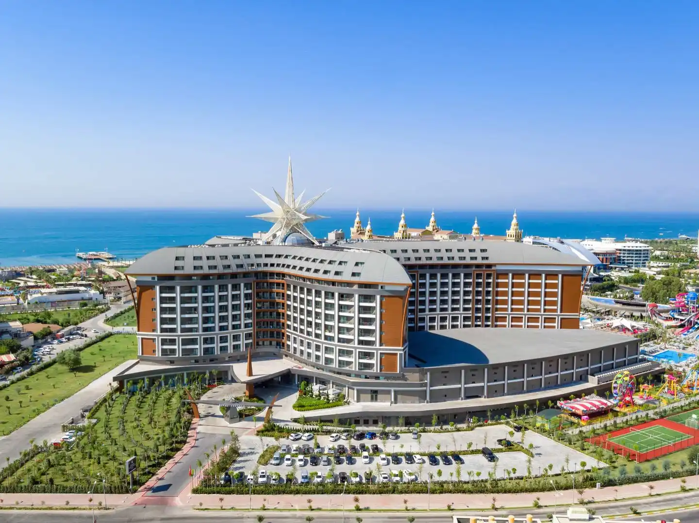 Royal Seginus OUTDOOR
