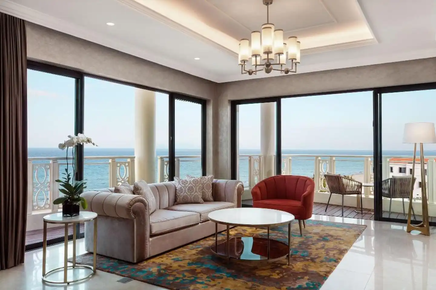 Sheraton Grand Danang Resort Lobby