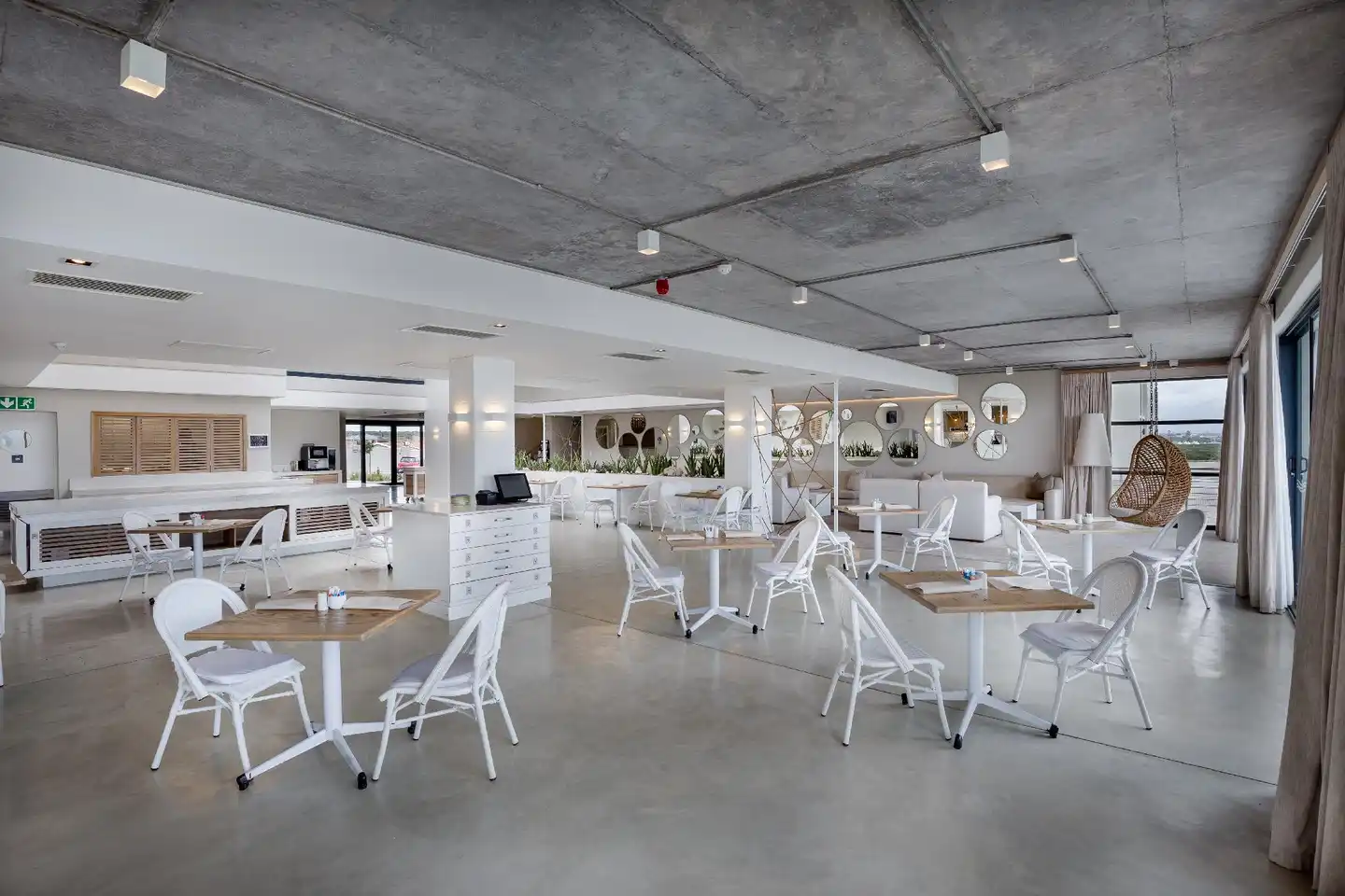 Bluewater Bay Sunrise Hotel Restaurant