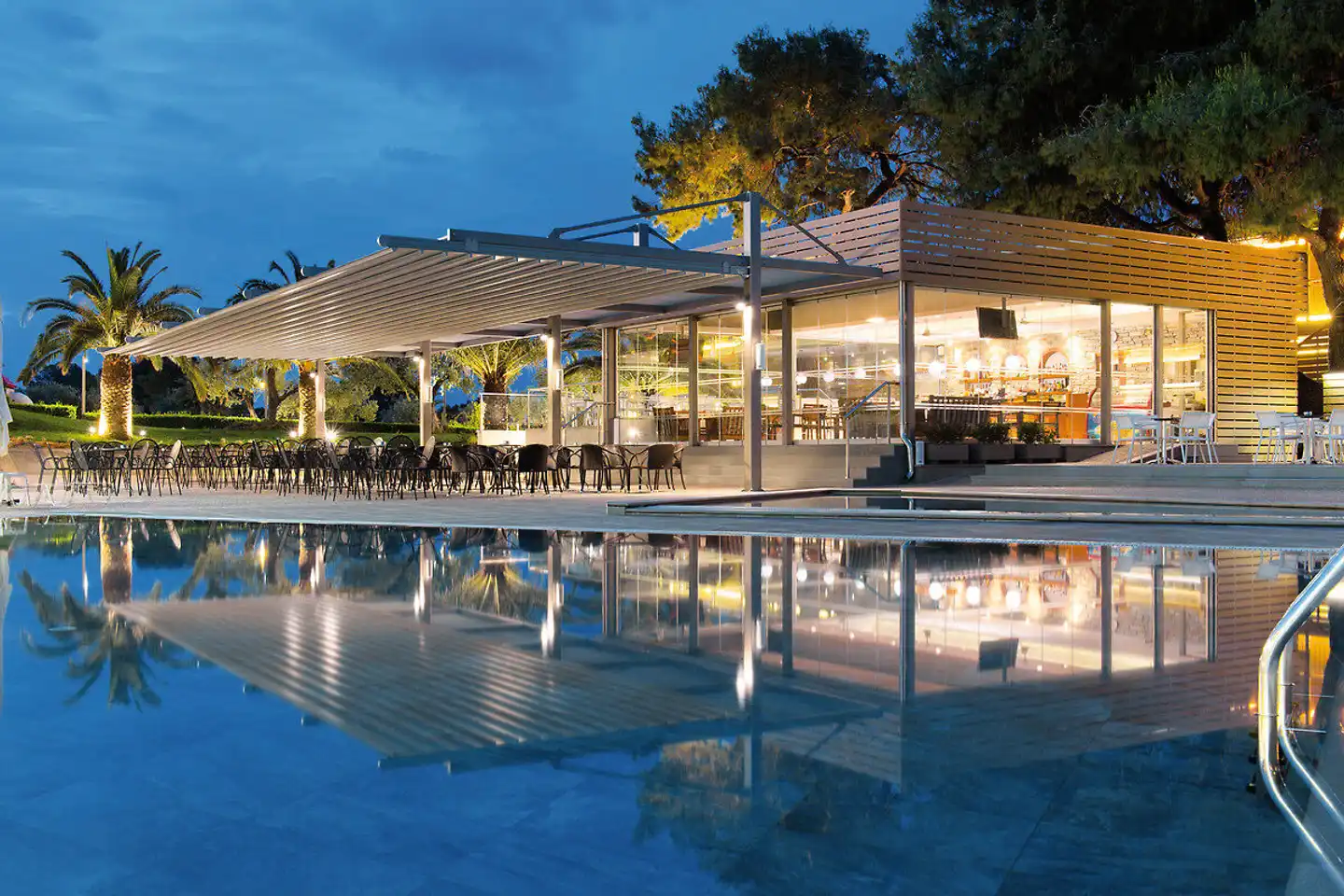 Blue Dolphin Pool