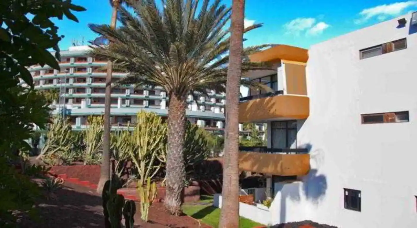 Apartamentos Las Arenas Aussenansicht