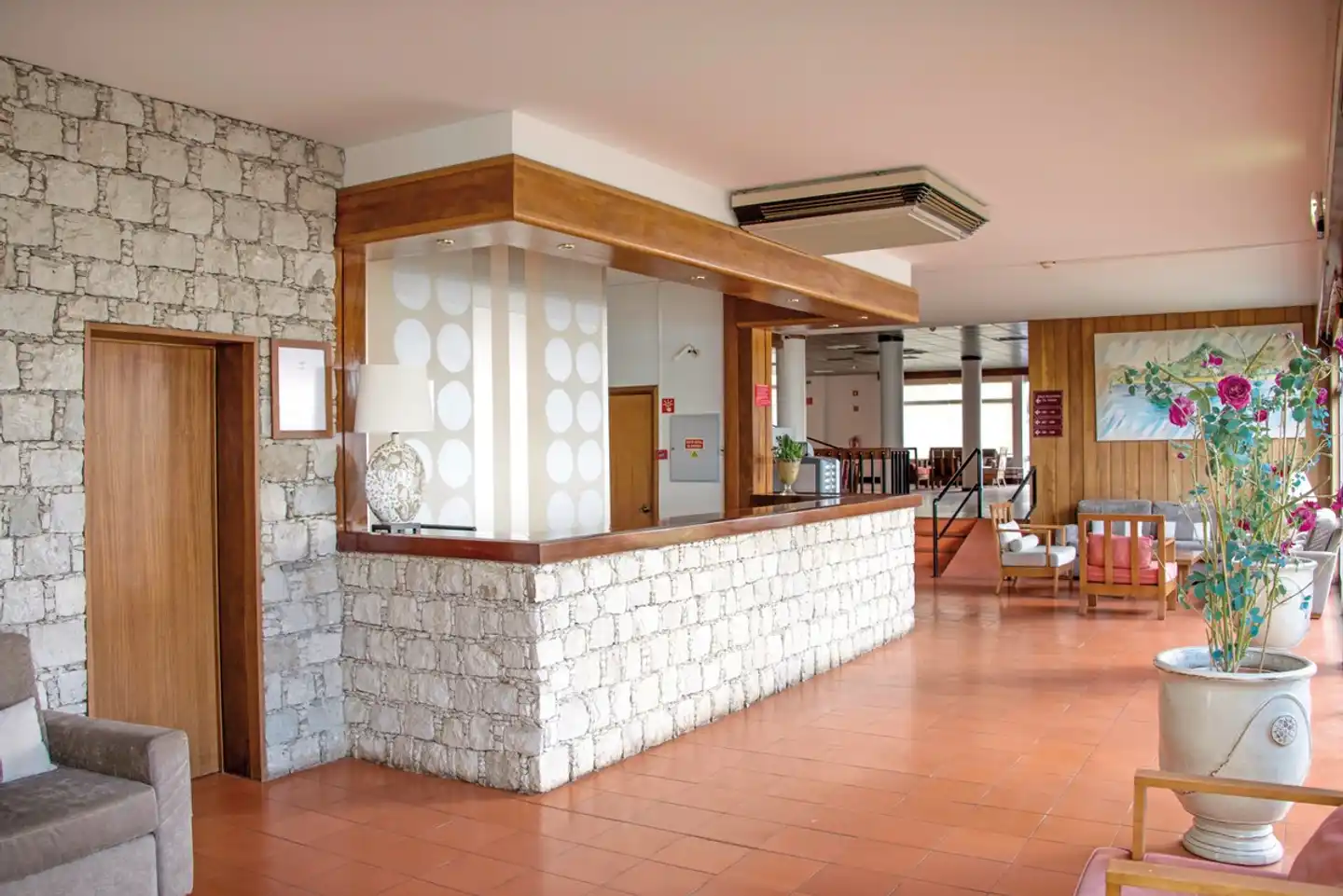 Praia Dourada Lobby