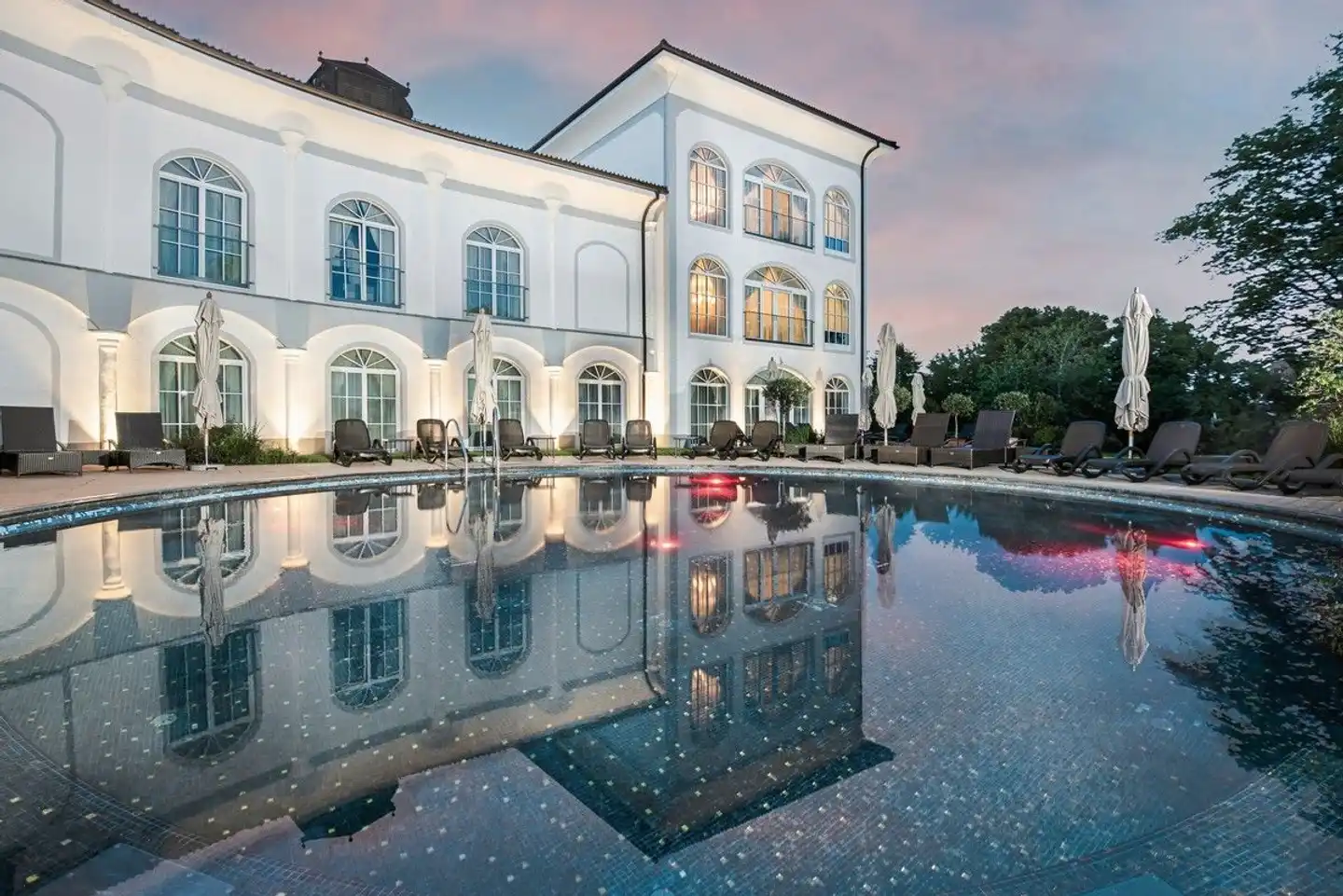 Gut Ising Chiemsee Pool