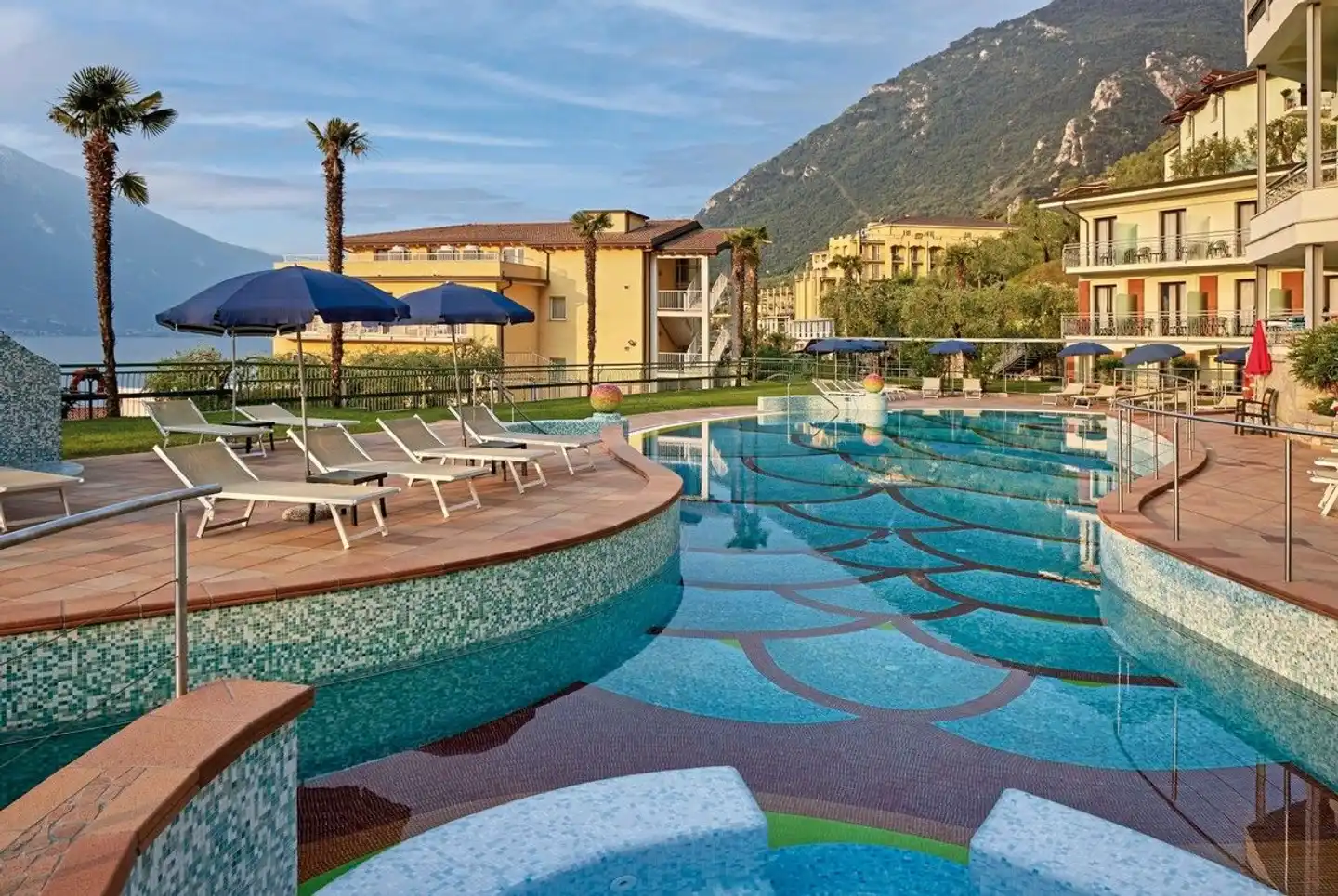 Royal Village Pool