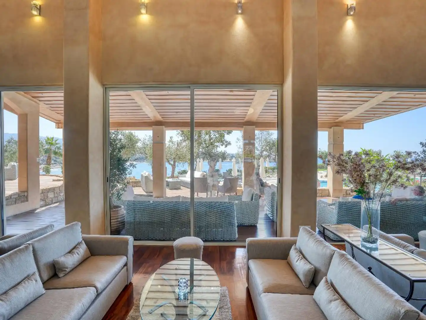 Thalassa Boutique Hotel & Spa Lobby