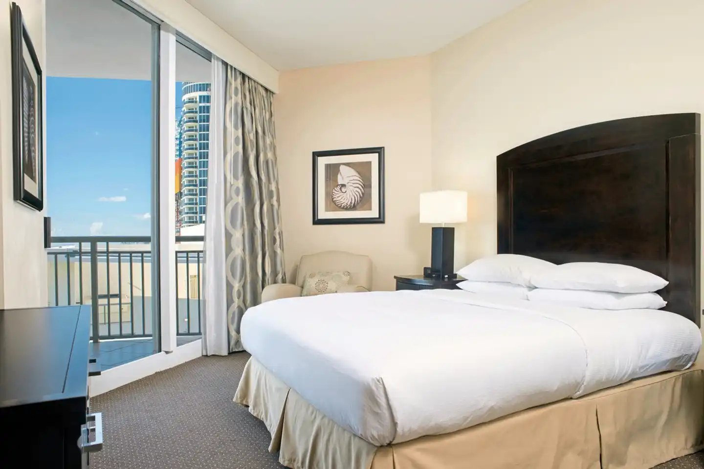 Doubletree Ocean Point Resort & Spa Wohnbeispiel