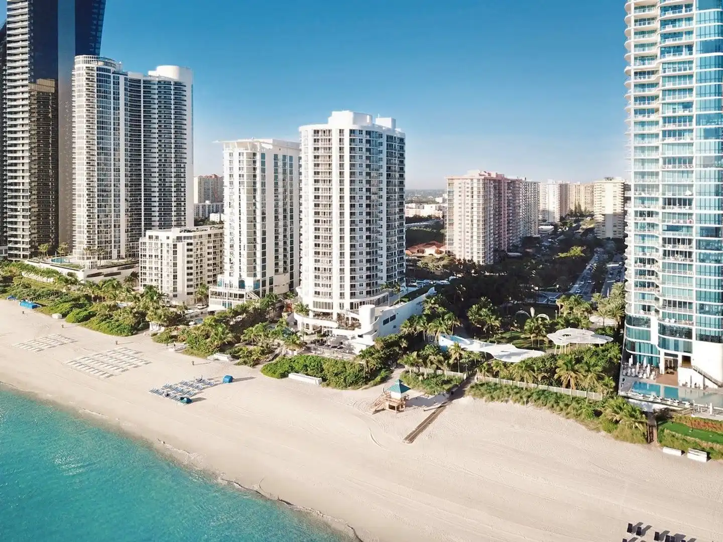 Doubletree Ocean Point Resort & Spa Aussenansicht