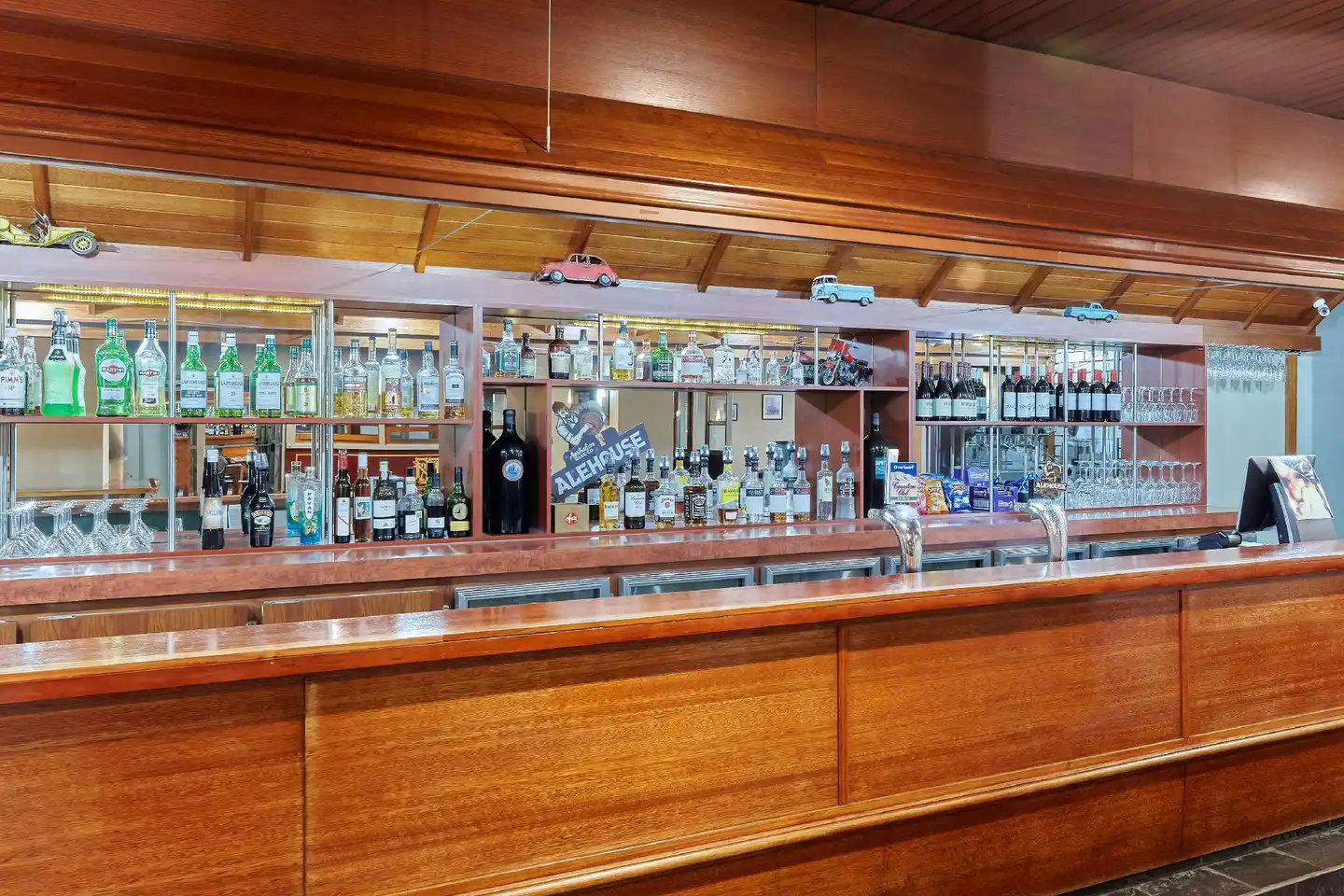 Best Western Plus Launceston Bar