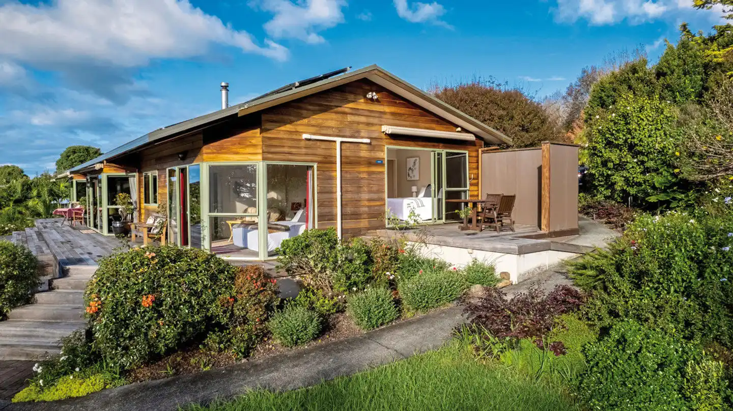 Te Awa Lodge Aussenansicht