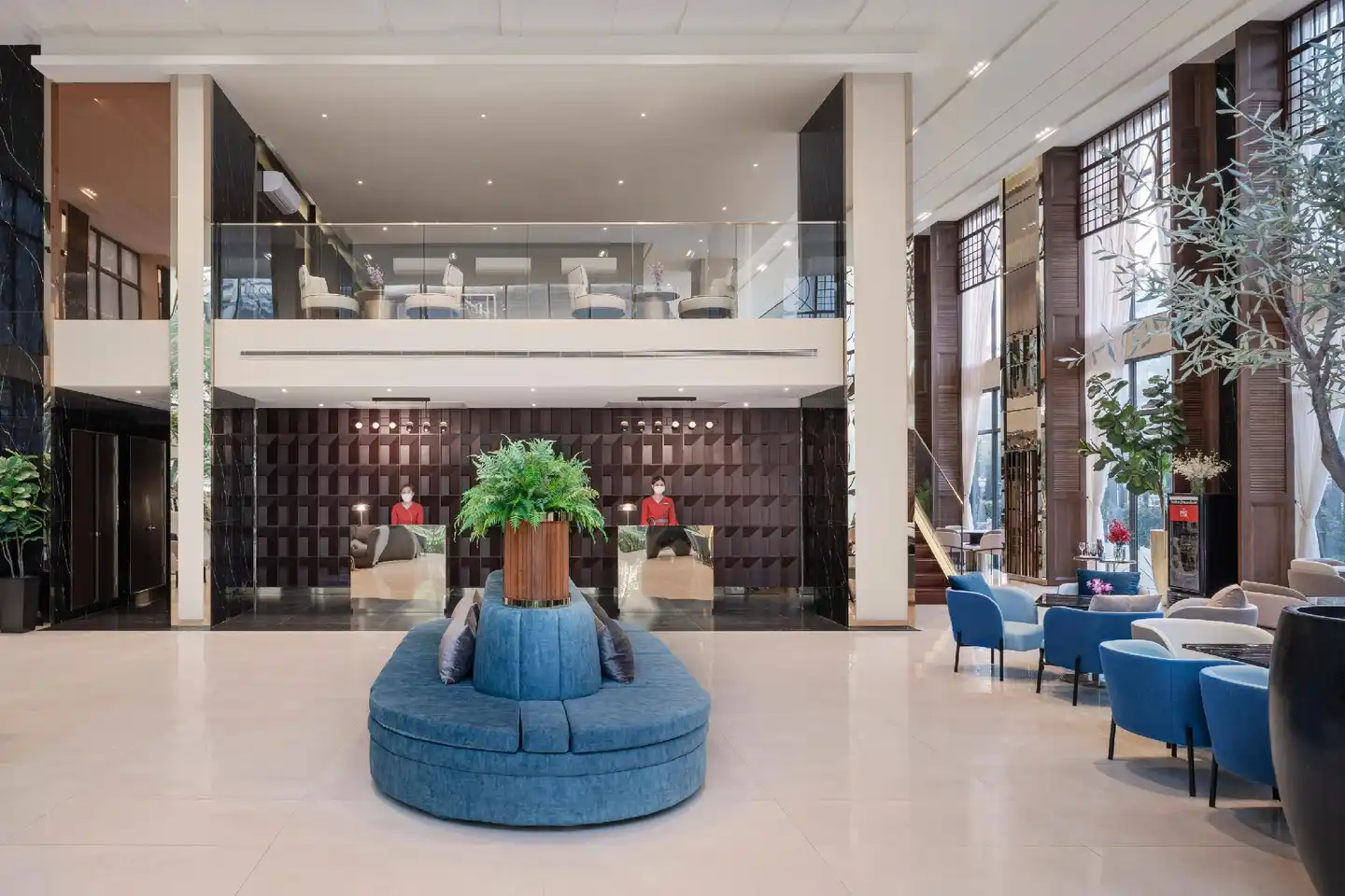 Ramada Plaza by Wyndham Bangkok Sukhumvit 48 Lobby