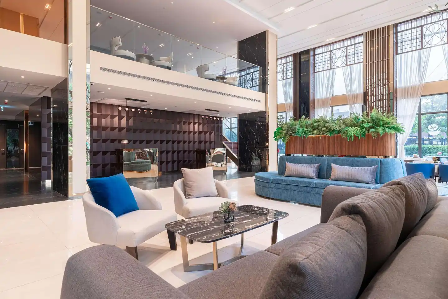 Ramada Plaza by Wyndham Bangkok Sukhumvit 48 Lobby