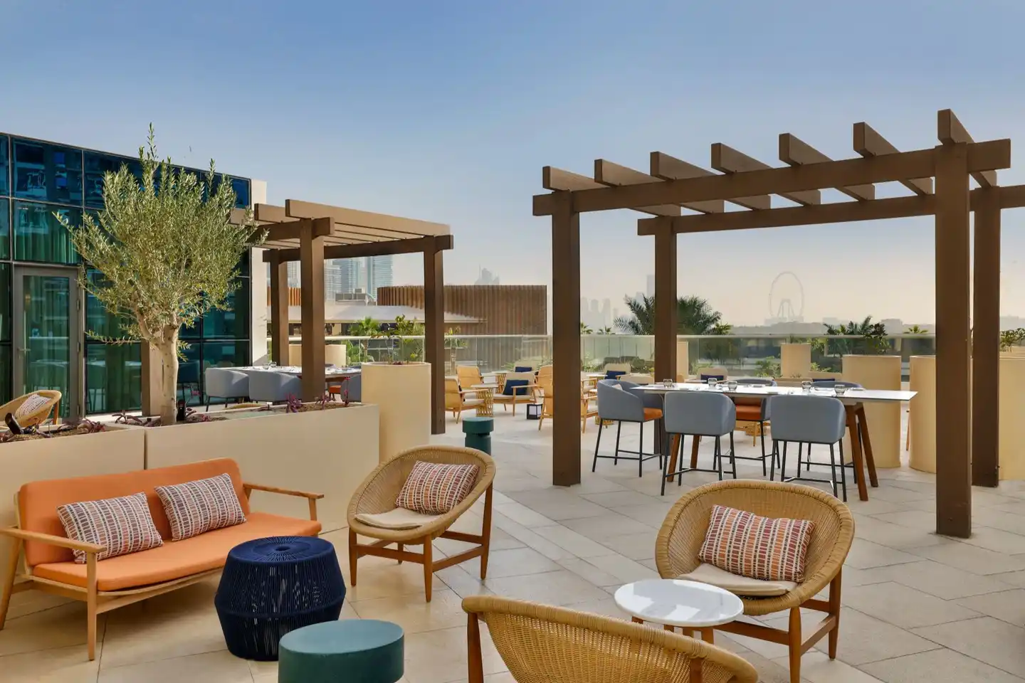 NH Collection Dubai The Palm Terrasse