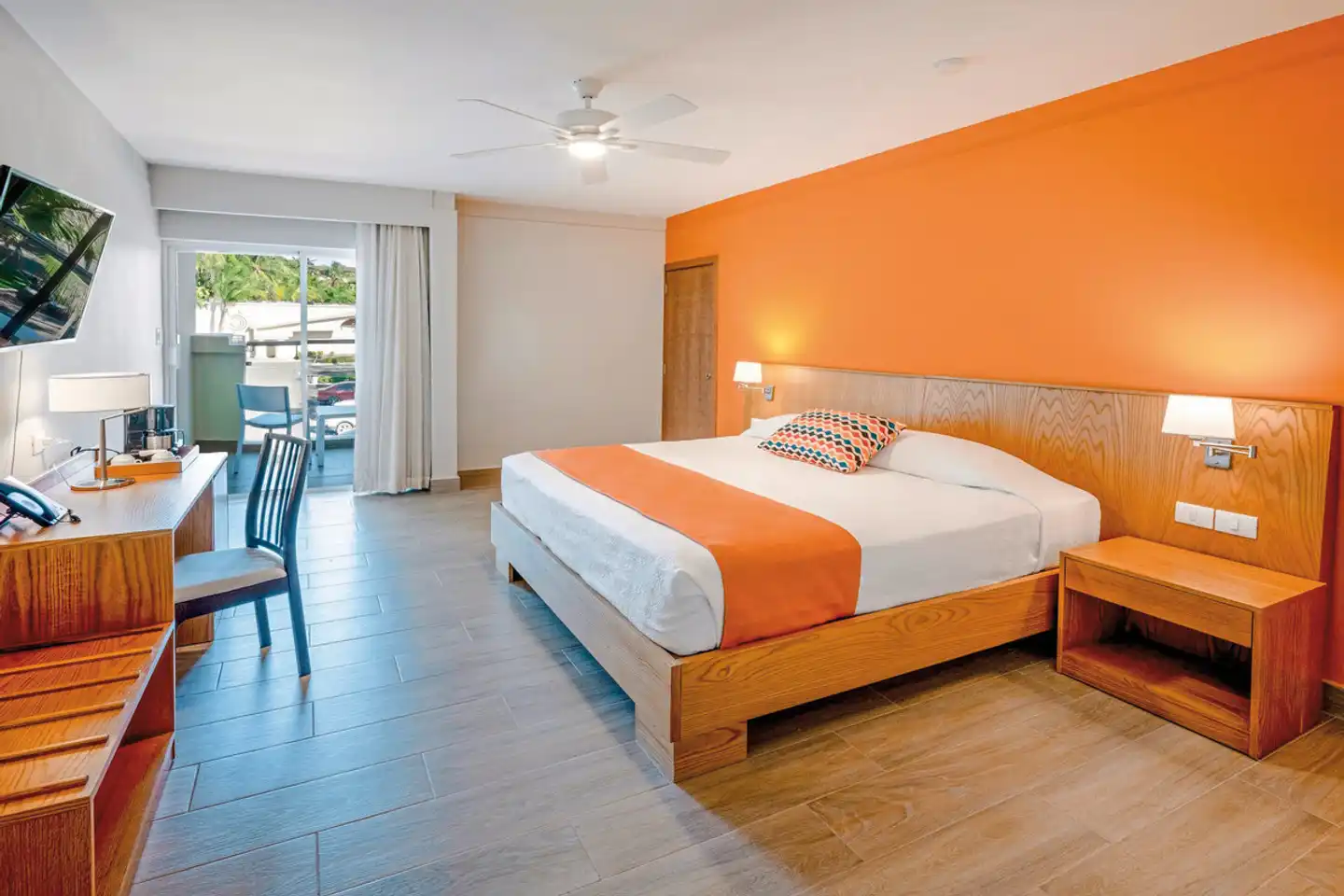 Coral Costa Caribe Beach Resort Wohnbeispiel