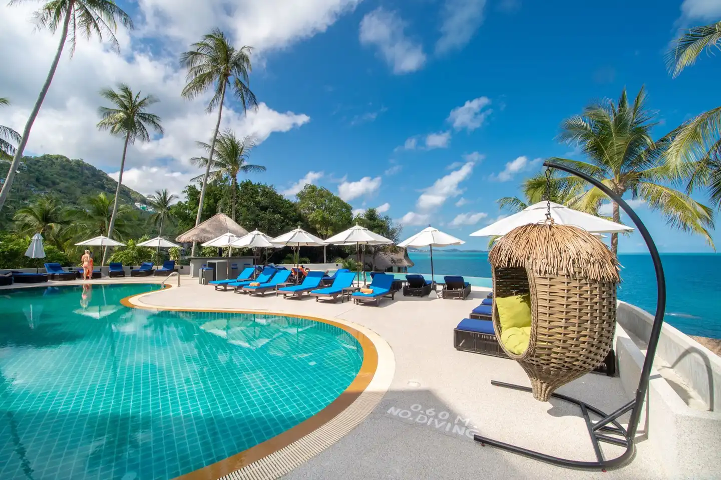 Coral Cliff Beach Resort Pool