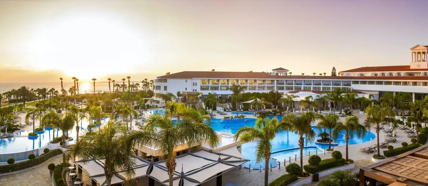 Olympic Lagoon Resort Paphos Aussenansicht