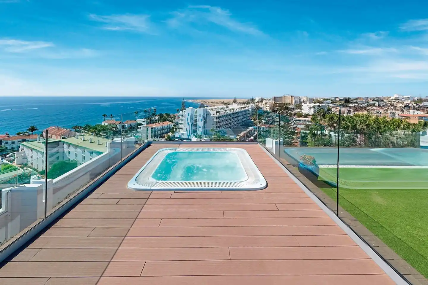 Caserio Pool