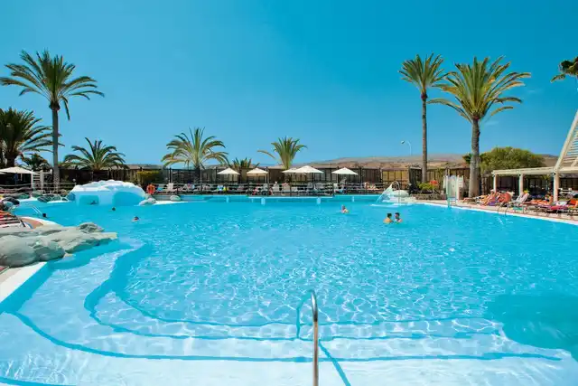 Abora Continental by Lopesan Hotels Pool