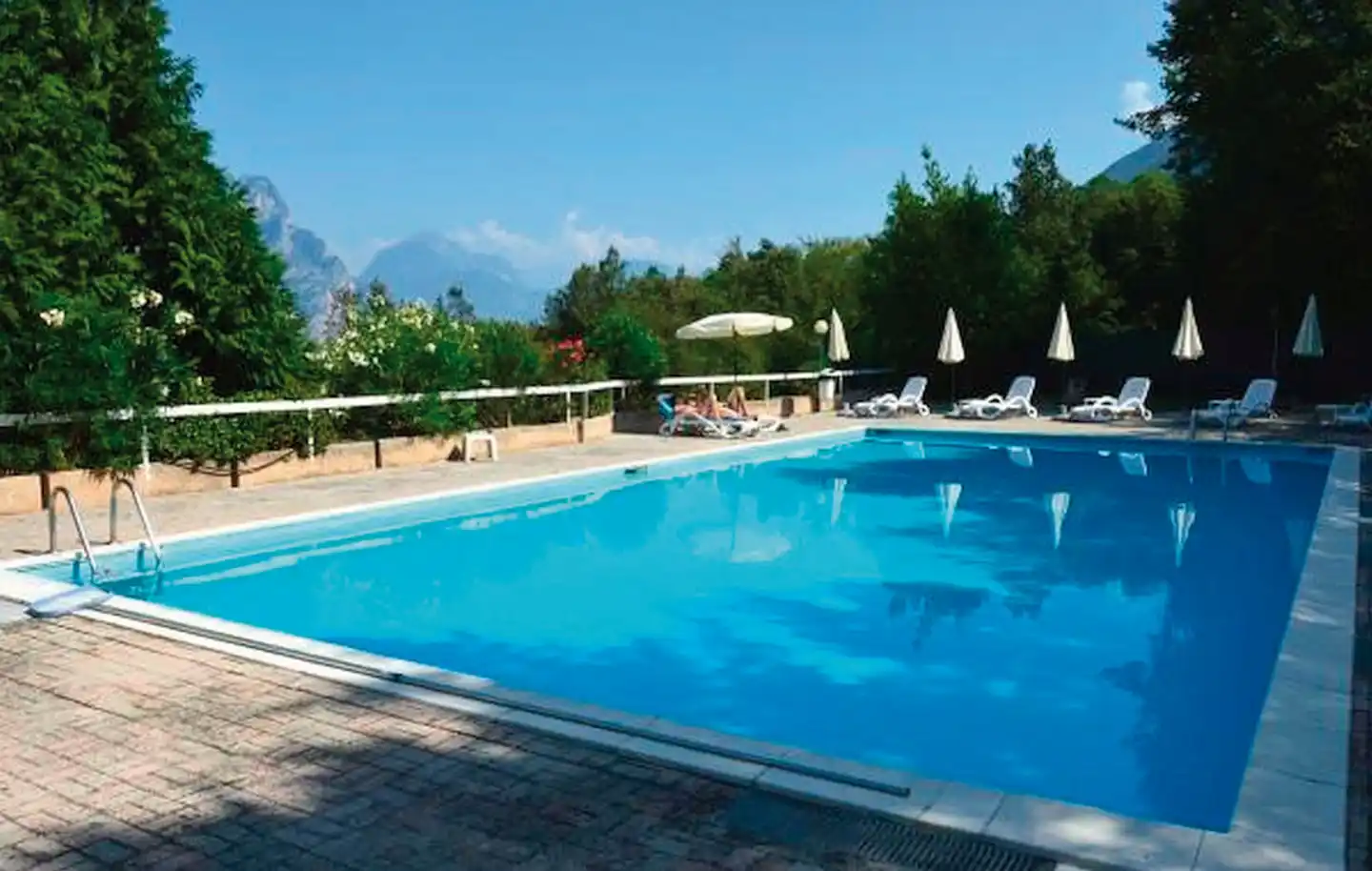 Wind Hotel Pool