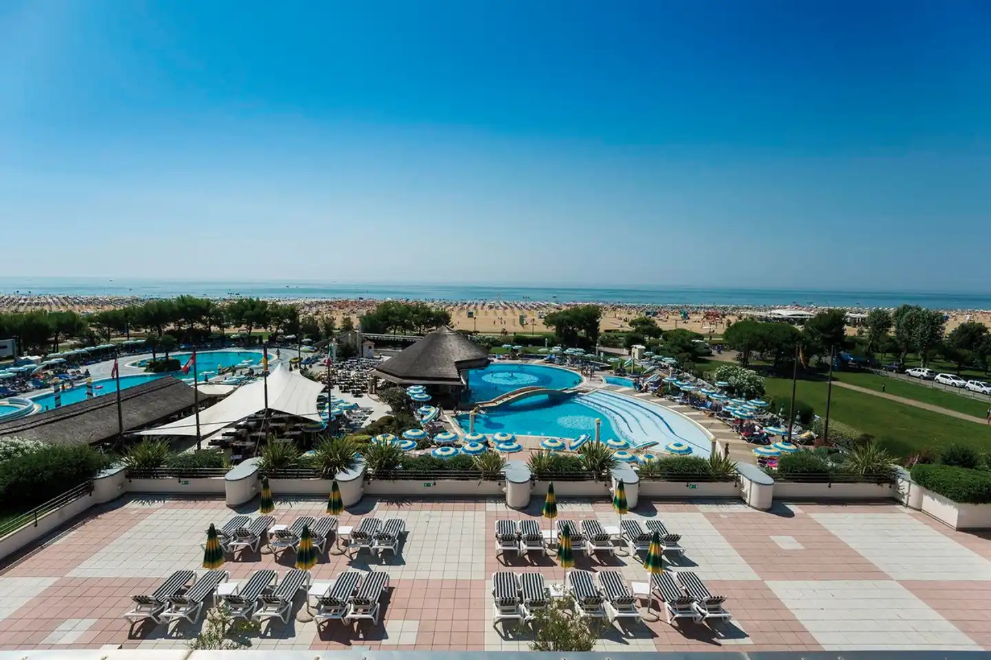 Savoy Beach Hotel &Thermal SPA Aussenansicht