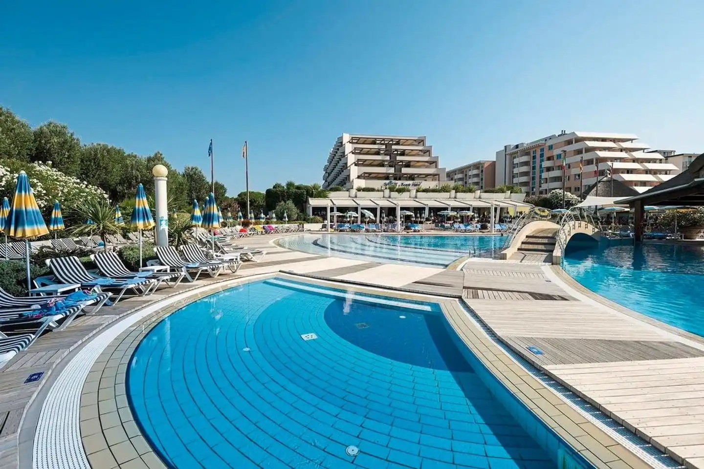 Savoy Beach Hotel &Thermal SPA Pool