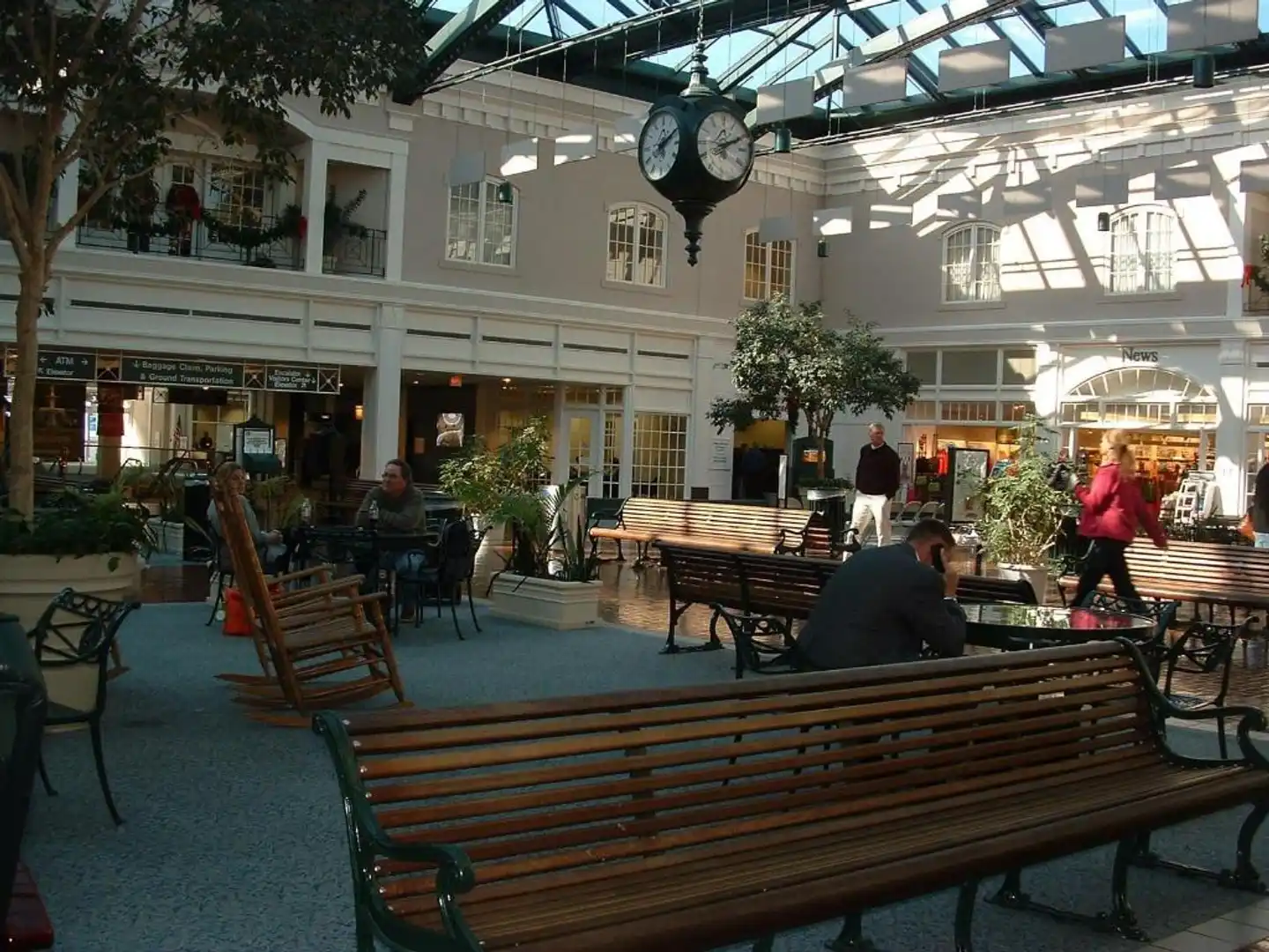 Best Western Central Inn Lobby